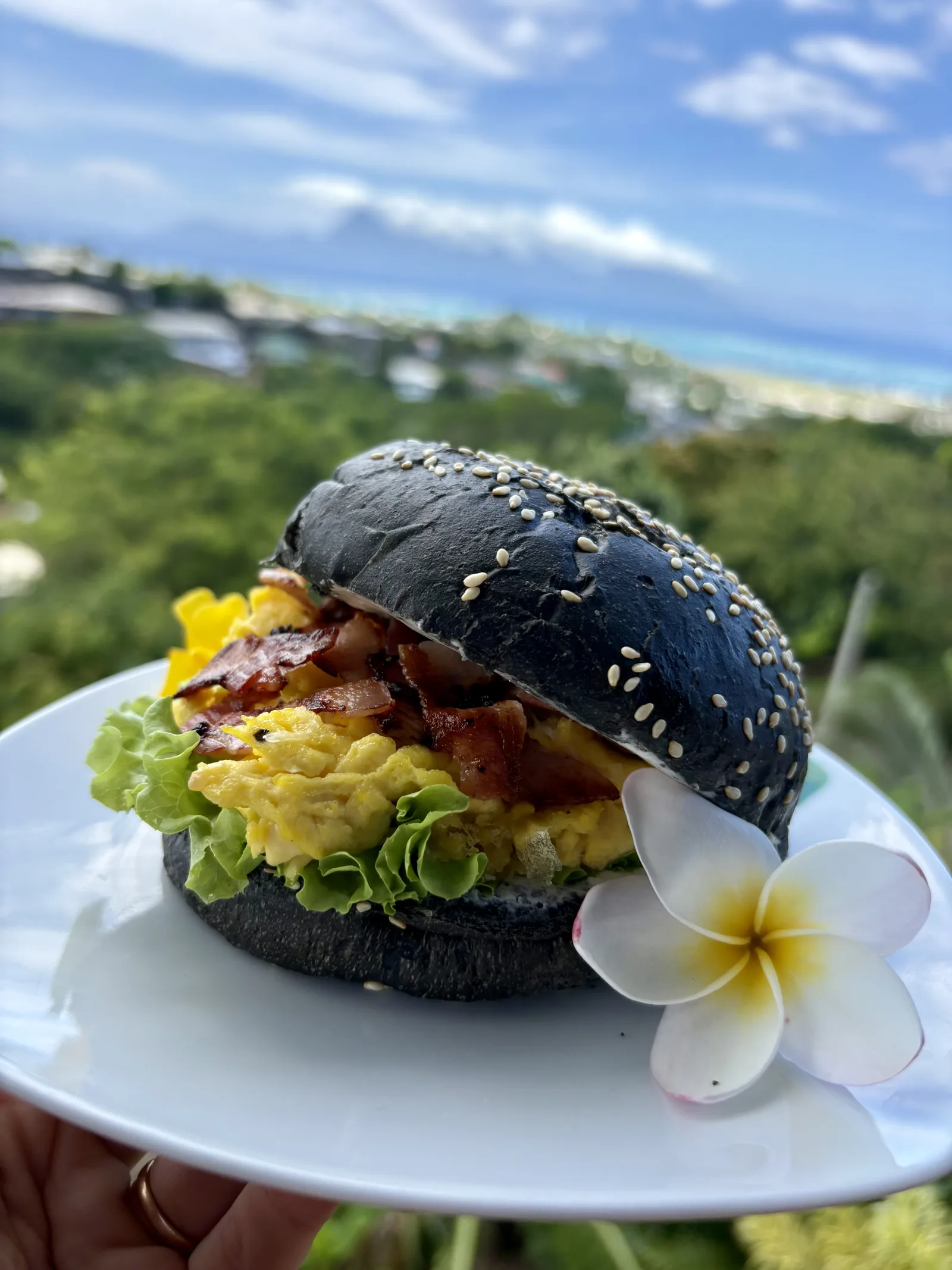 Black Bun Oeufs Bacon