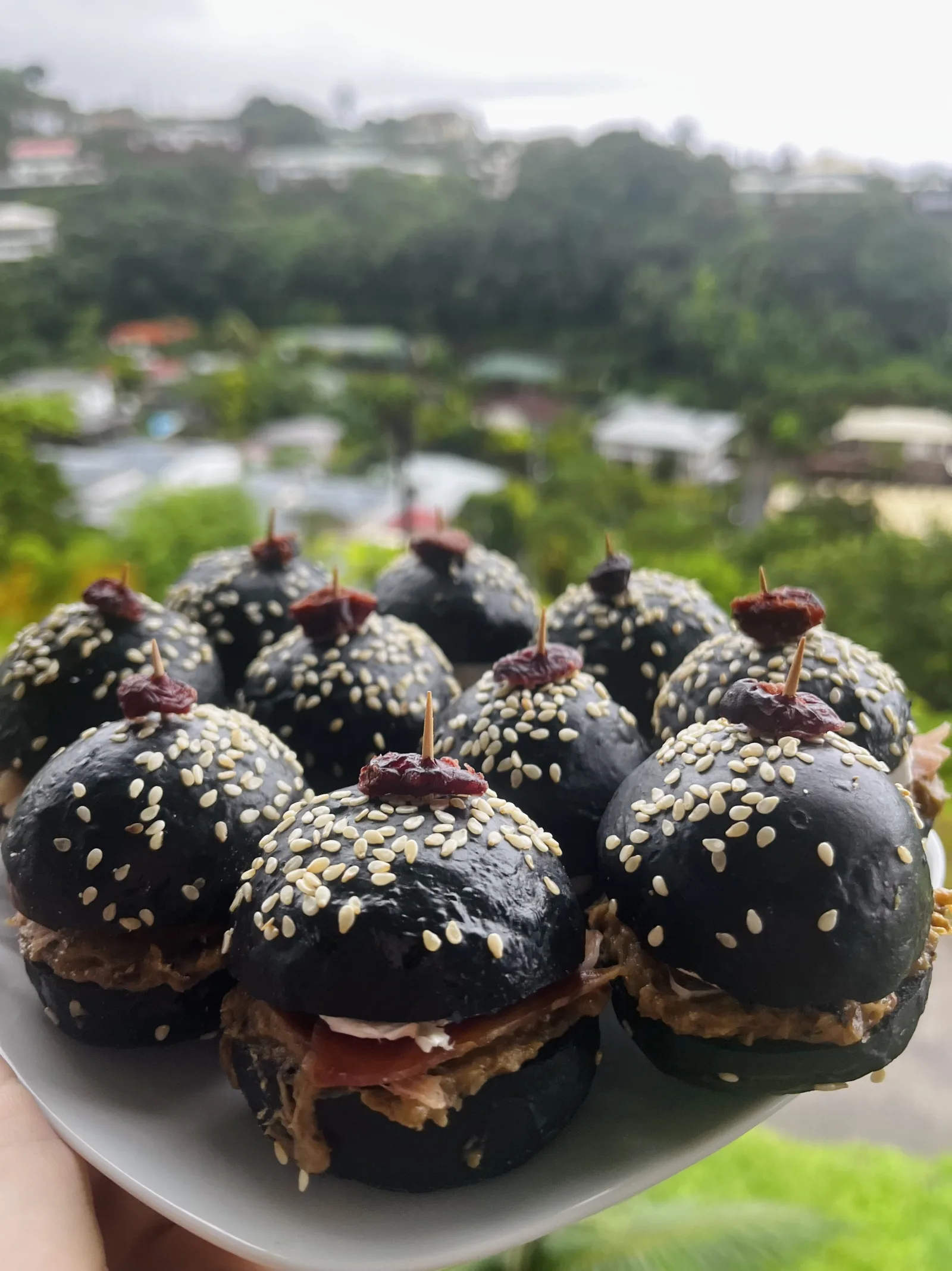 Mini Black Bun Caviar D'Aubergines Serrano Cranberry